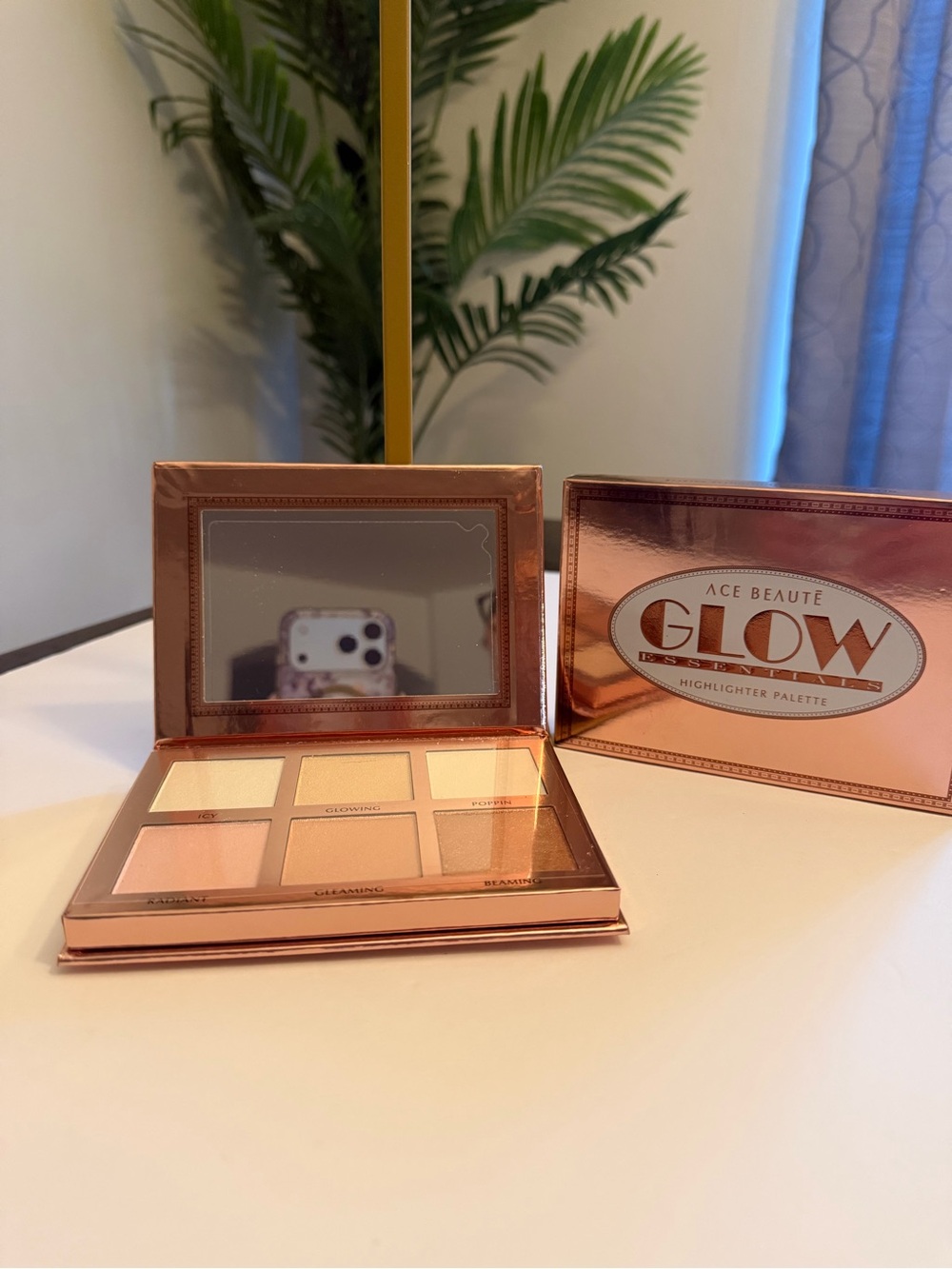 Ace Beaute Rose Gold Glow Highlighter Palette